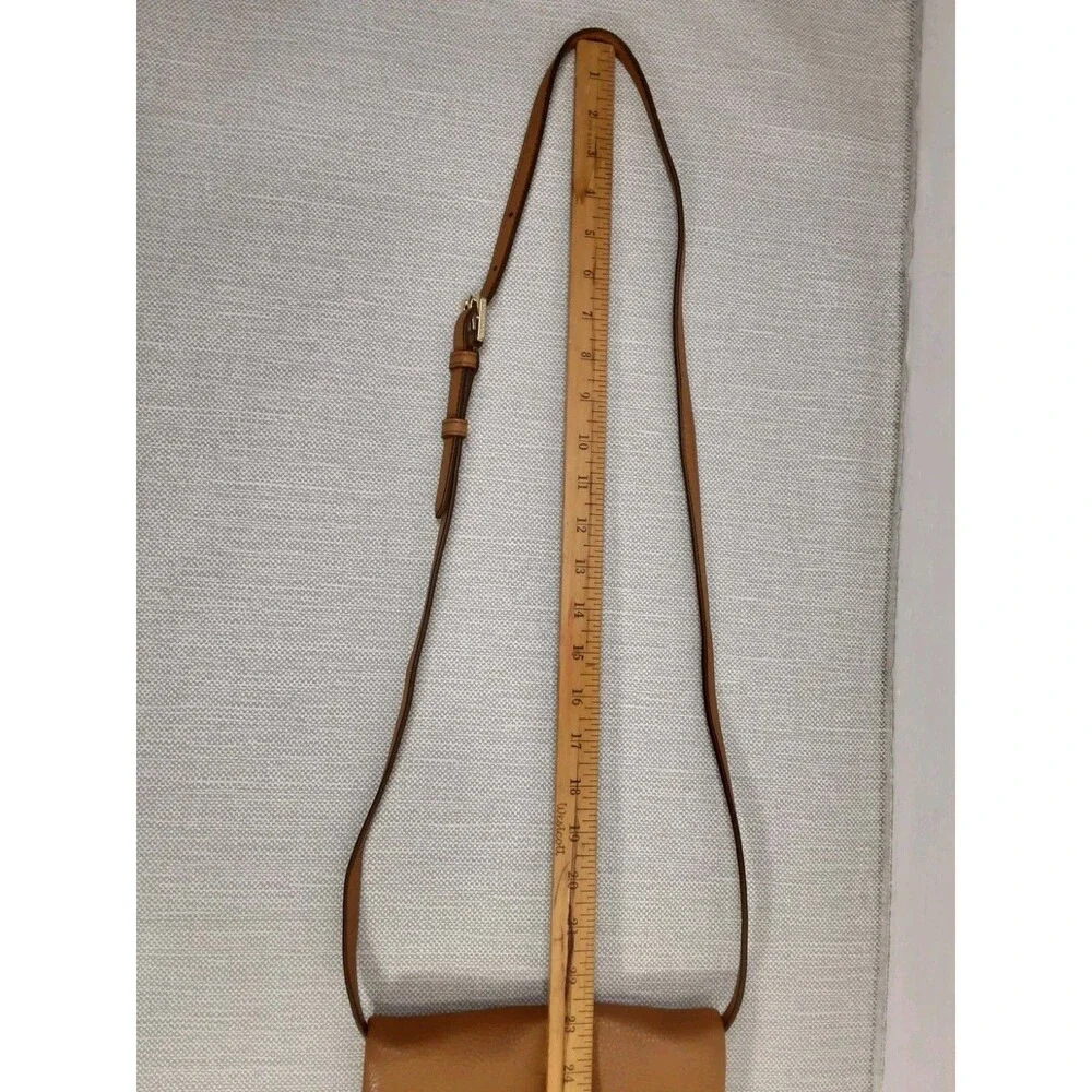 Tory Burch Robinson Crossbody Bag Small Clutch Foldover Tan Pebbled Leather